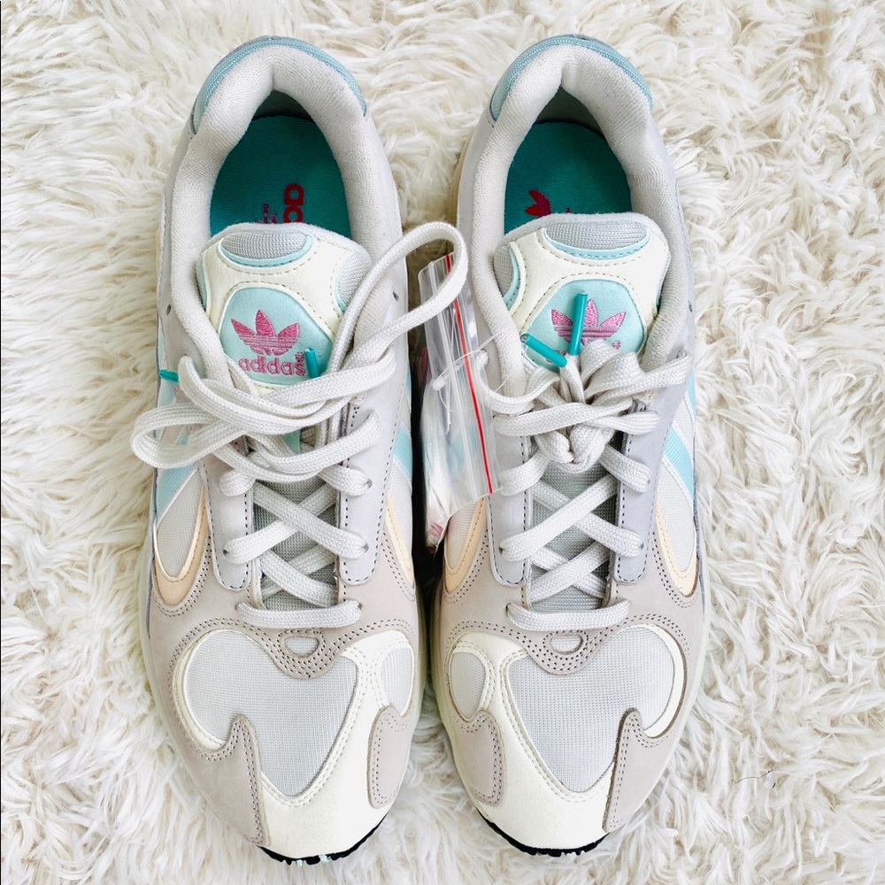 NWT NO BOX Adidas Yung-1 - Picture 2 of 5